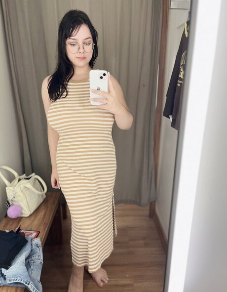 Maduu ASMR erotic star picture