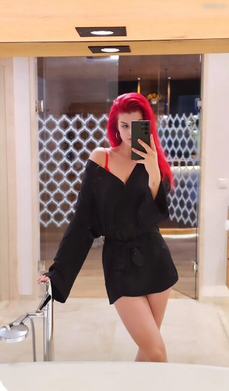 undressing onlyfans nude photo