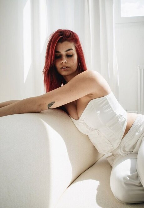 anna gazanis star pretty archive