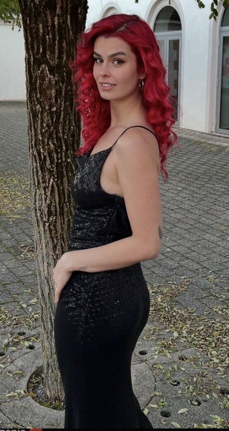 anna gazanis model nudes photos