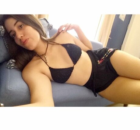 milf yoga onlyfans sexy naked picture