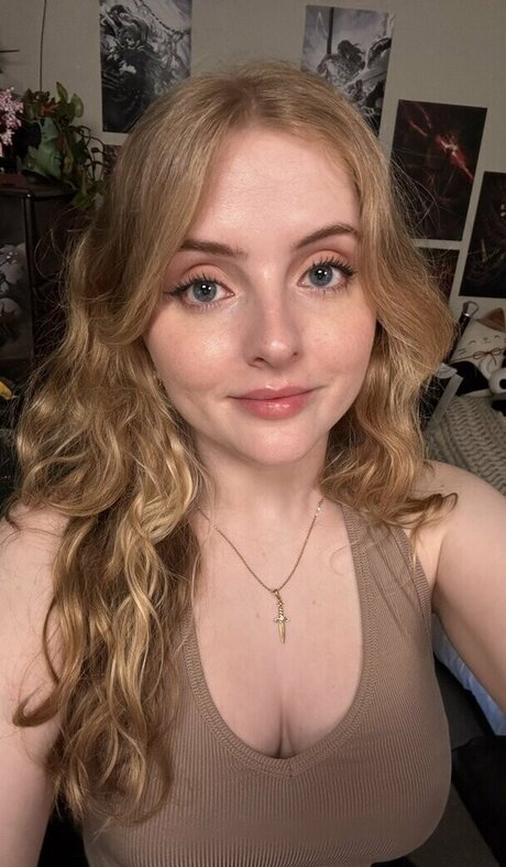 Krysttl pornstar sex photo