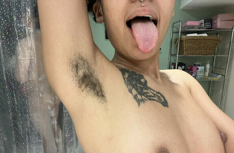 wh0rekag3 nude pornstar photos