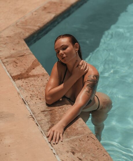 lundond model erotic galleries