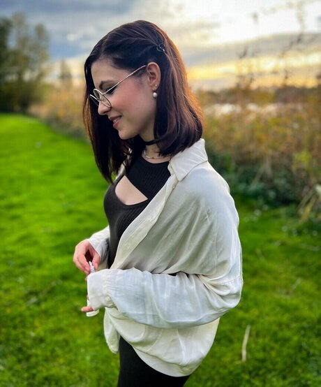 Katazuri model exclusive photo