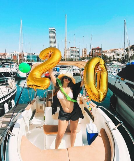 emikukis pornstar top pictures