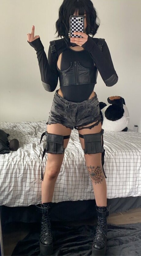 Ne0nprincess pretty model archive