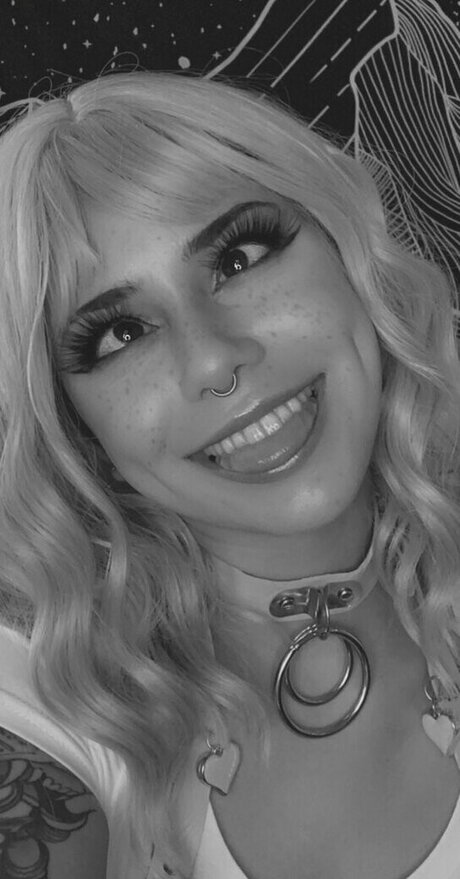 Ne0nprincess model beautiful img