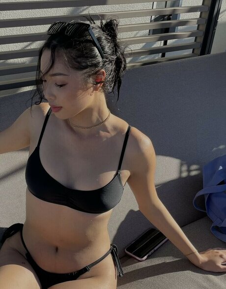 Joyce Htet model high quality images