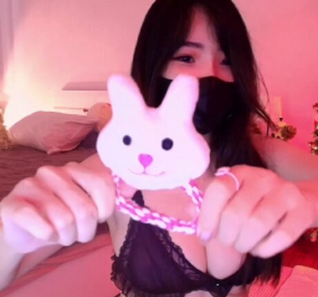 Jointotoro pornographic model pic