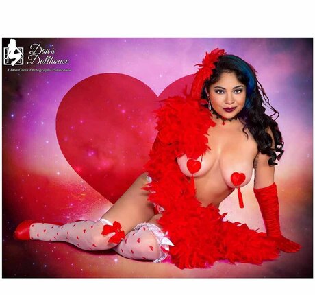 Risa Risque nice actress image