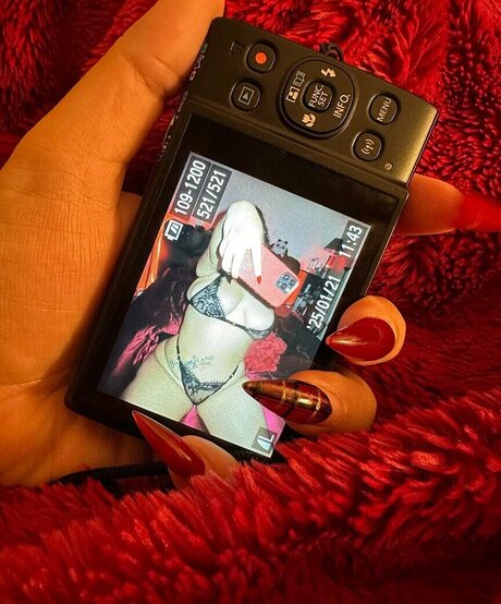 fausefate erotic actress archive