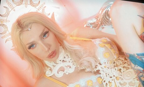 Intraventus pornstar sexy archive