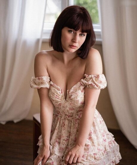 Sophie N ther star nude pic