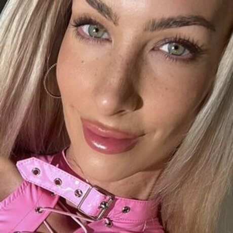 Lucie Tabitha perfect model images