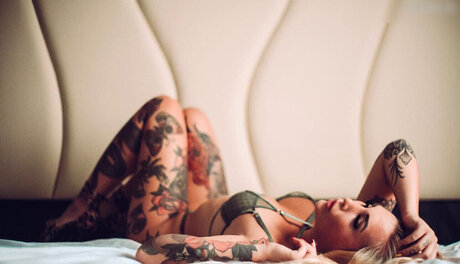 swimming pool onlyfans nice galleries