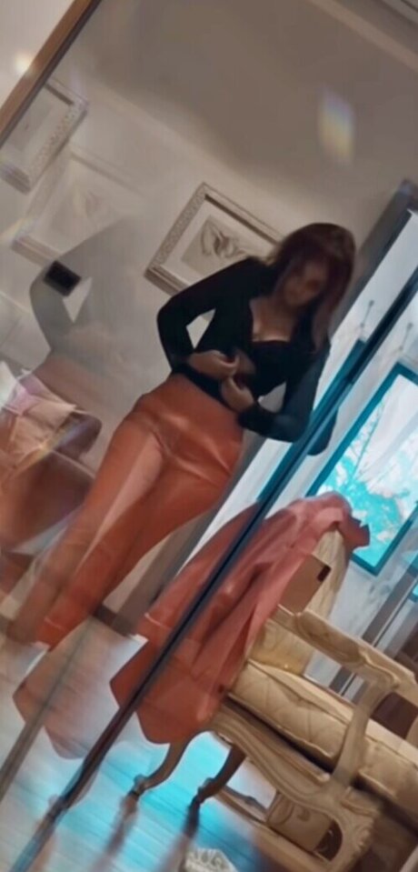 Regina Hixt star sex photo