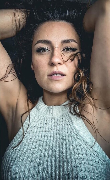 Regina Hixt hd actress picture