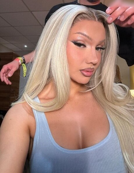 skinny babe onlyfans hot sex picture