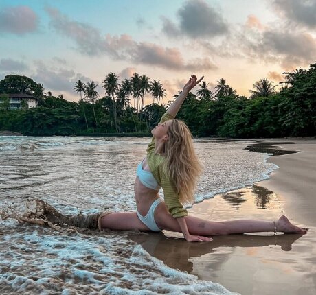 ebony top onlyfans erotic pics