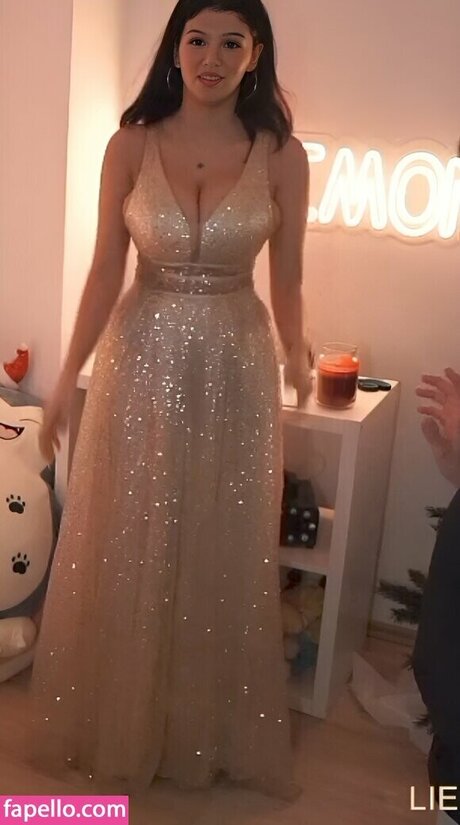 rosemondy star beautiful pic