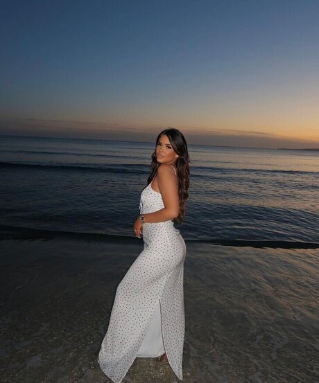 fat black onlyfans pornographic pic