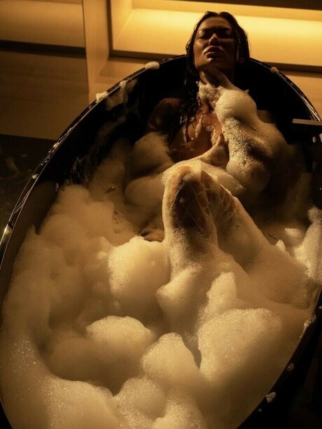 Jacqueline Orlova model naked photos