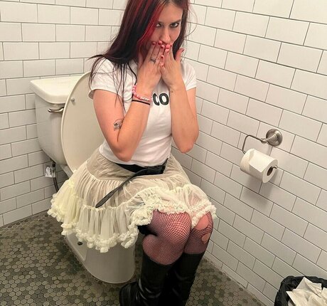 Carly McLellan pornstar nice pictures