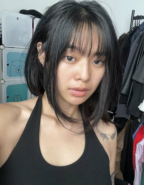 miceraa model beautiful photo