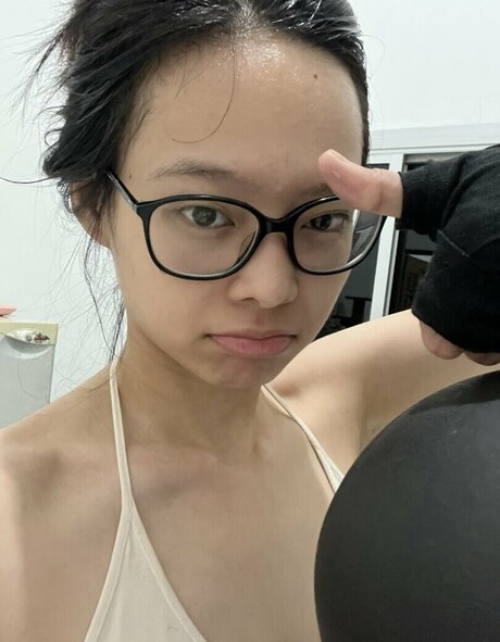 miceraa free actress pic