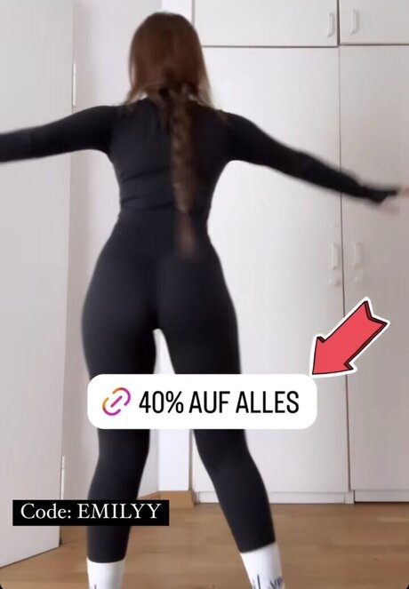 Emily Furz top star galleries