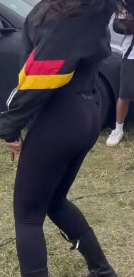 Emily Furz beautiful actress pic