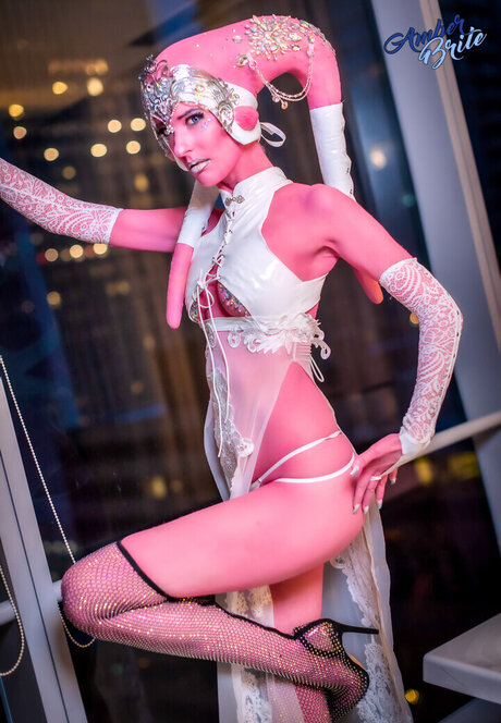 Amber Brite model nude photo