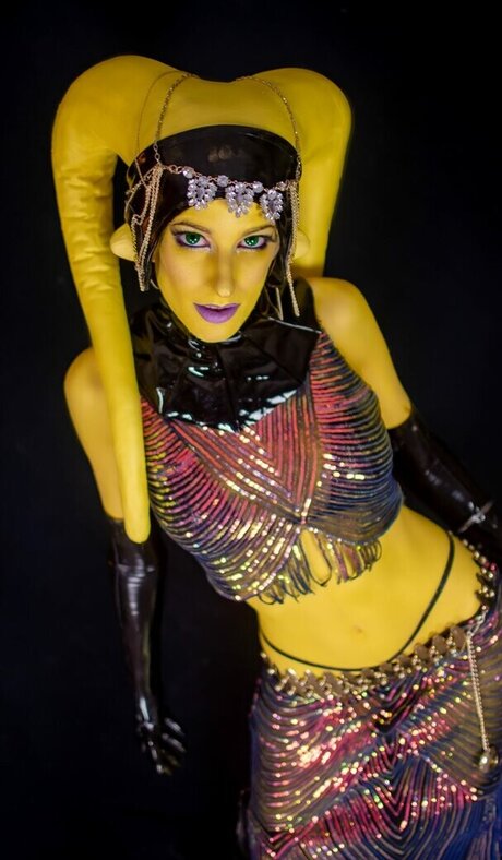 Amber Brite art model images