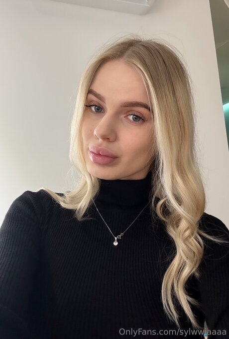 sylwwiaaaa adult actress images