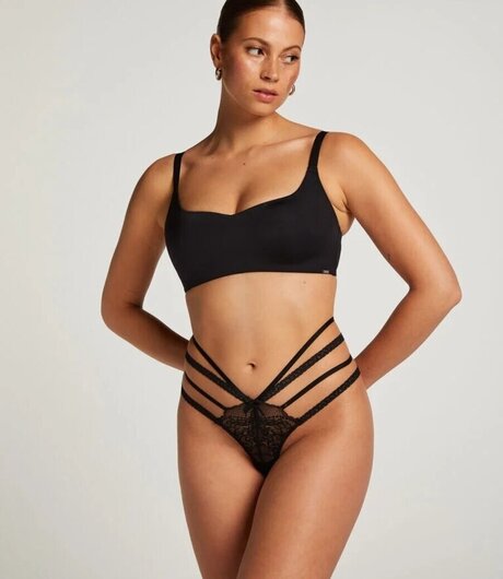 Wer ist sie_ star exclusive img