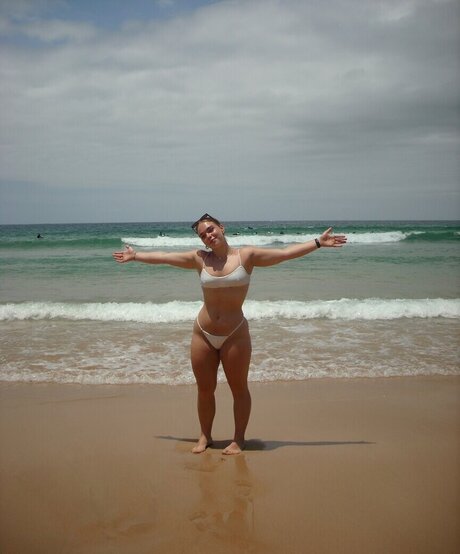 Izzy Swin Profile pic