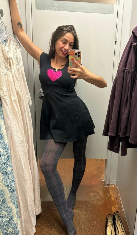 amateur squirt onlyfans art nude gallery