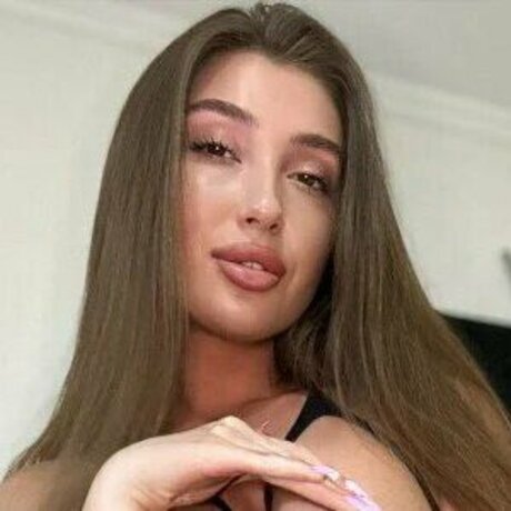 Molly Meow model sexy photo