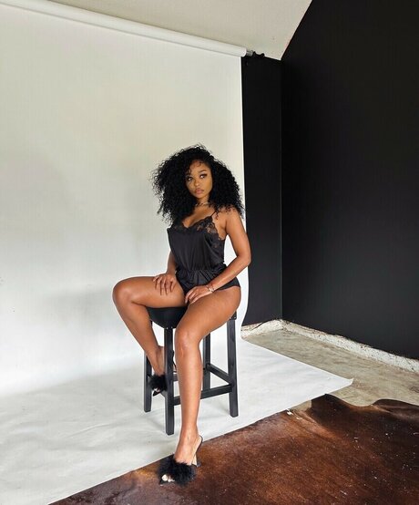 Trapezoidmouth beautiful actress archive