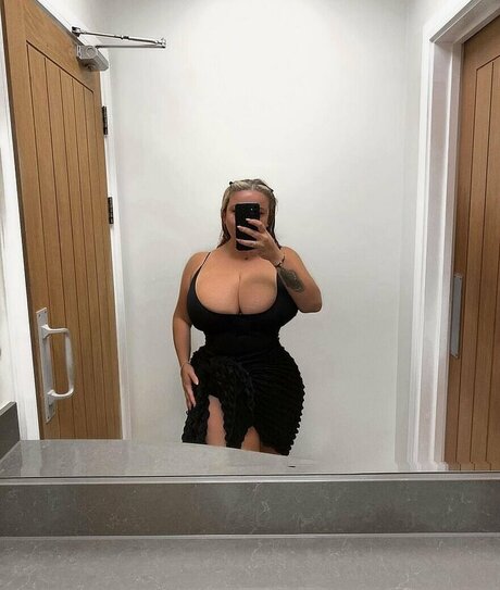 xbunny rosex model top img