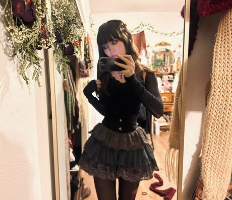 Moongirlevie pretty star pics