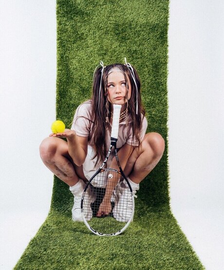 nadinebreaty hot actress gallery