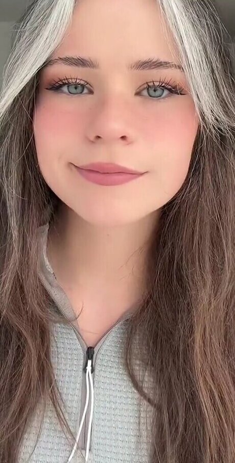 nadinebreaty hd star pics