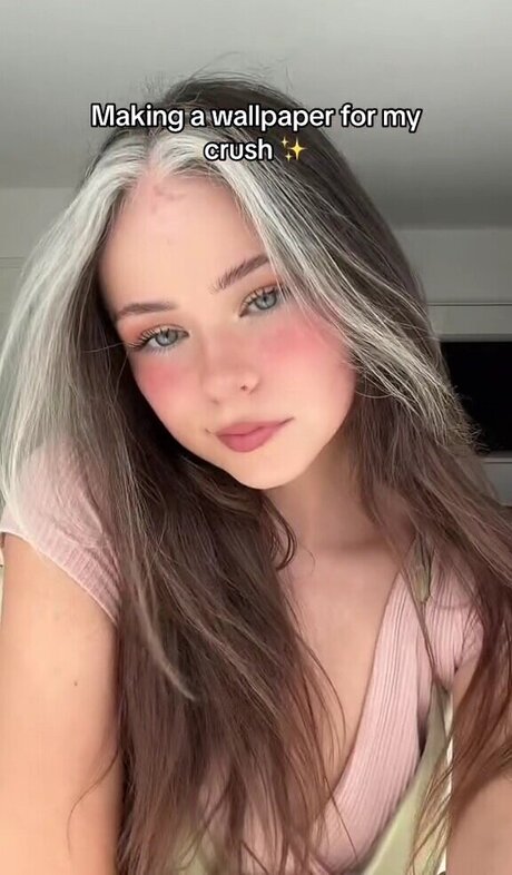 nadinebreaty model nudes img