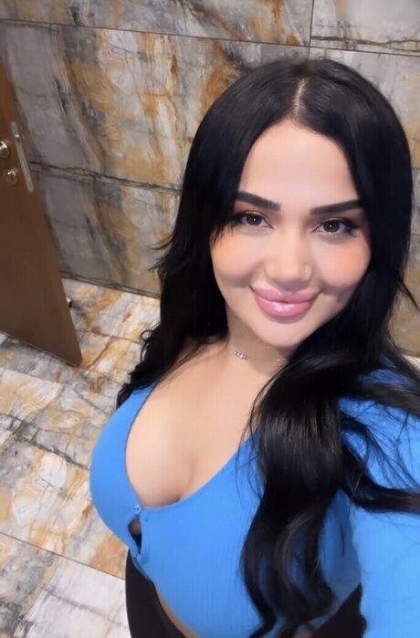 Melek Azad pornstar art gallery