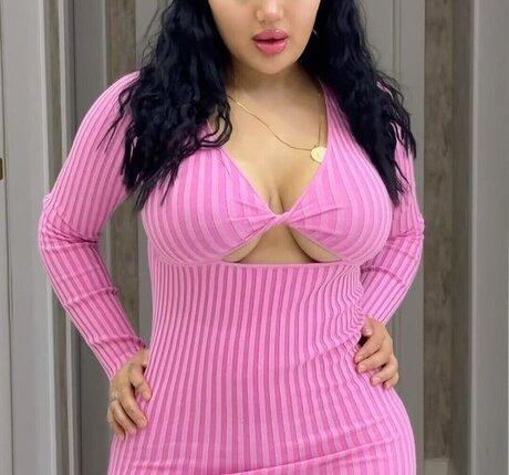 Melek Azad model naked pic