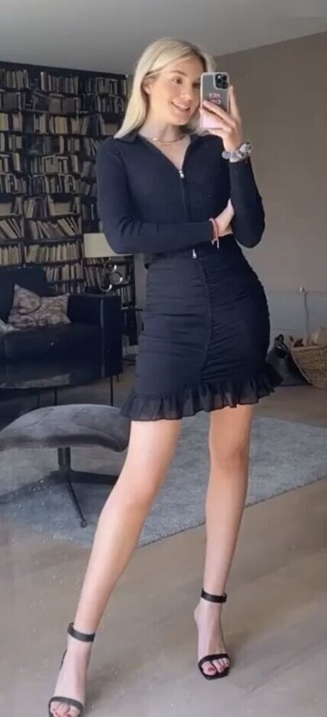 Laura Block top pornstar photo