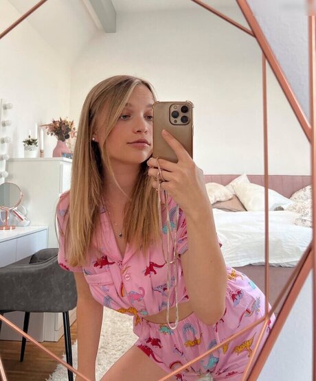 shemale dominatrix onlyfans hot xxx picture