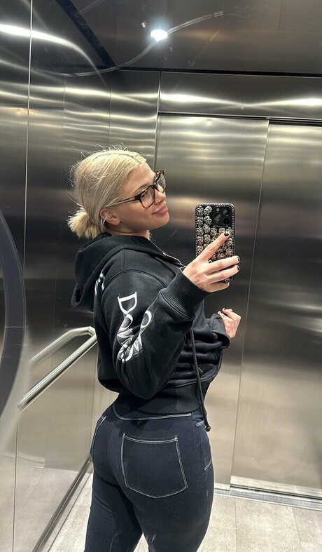 Lola Visage model perfect gallery